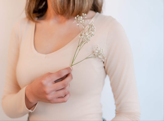 T-shirt manches longues col V beige