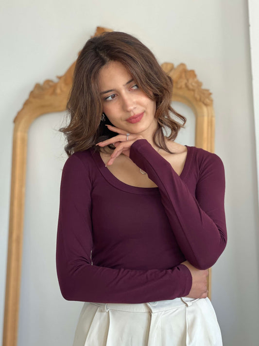 T-Shirt Col U Burgundy | Spécial Saint-Valentin ❤️