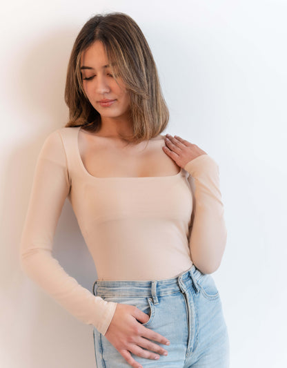 T-shirt manches longues col carré beige