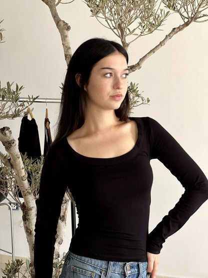 T-shirt manches longues col U noir