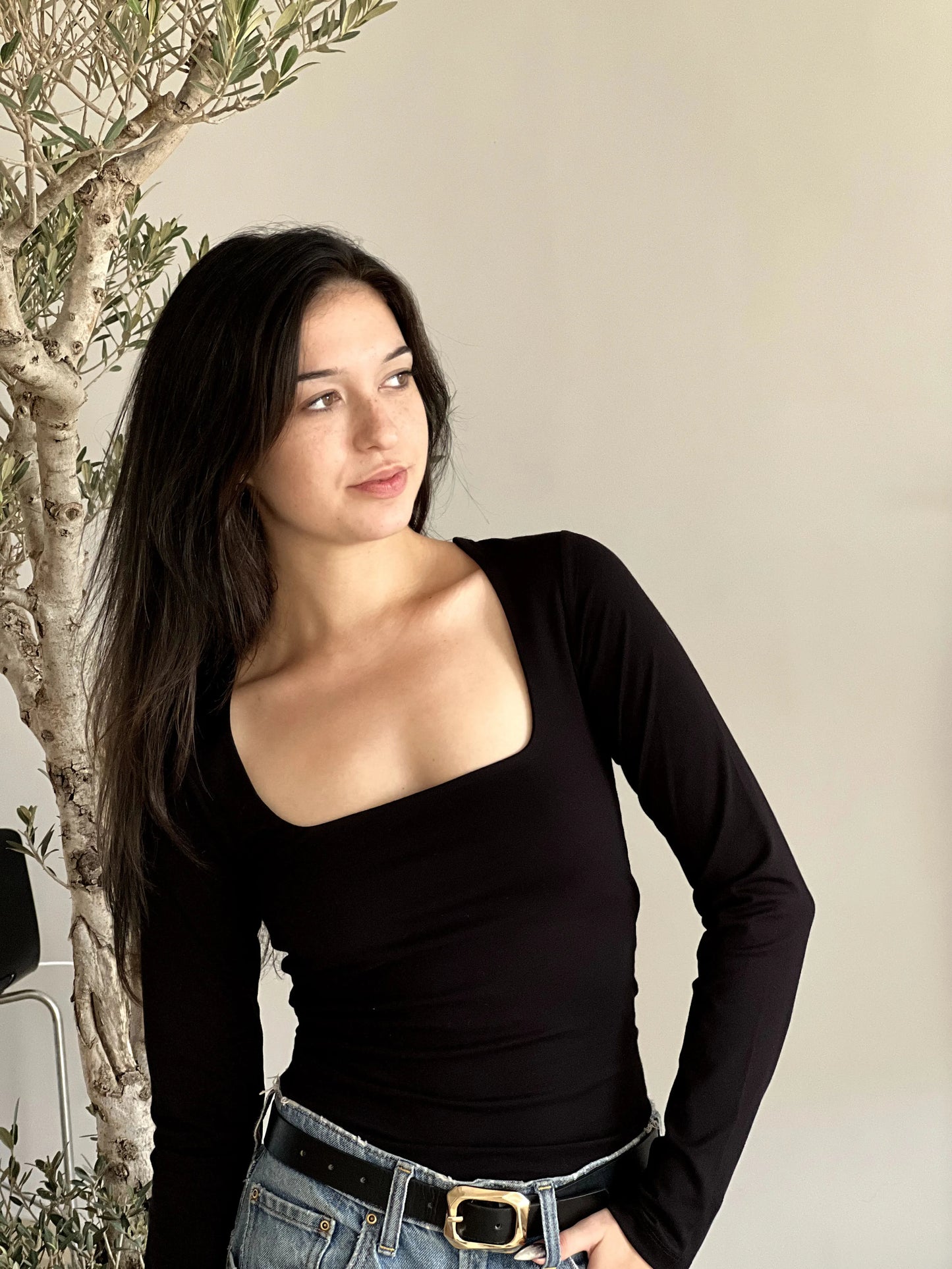 T-shirt manches longues col carré noir