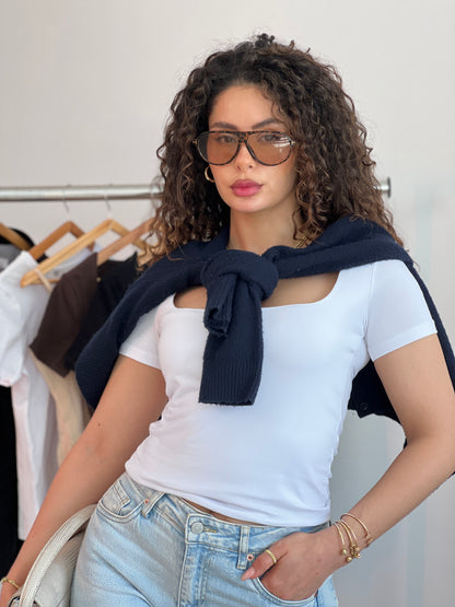 Tee- shirt col carré demi manches